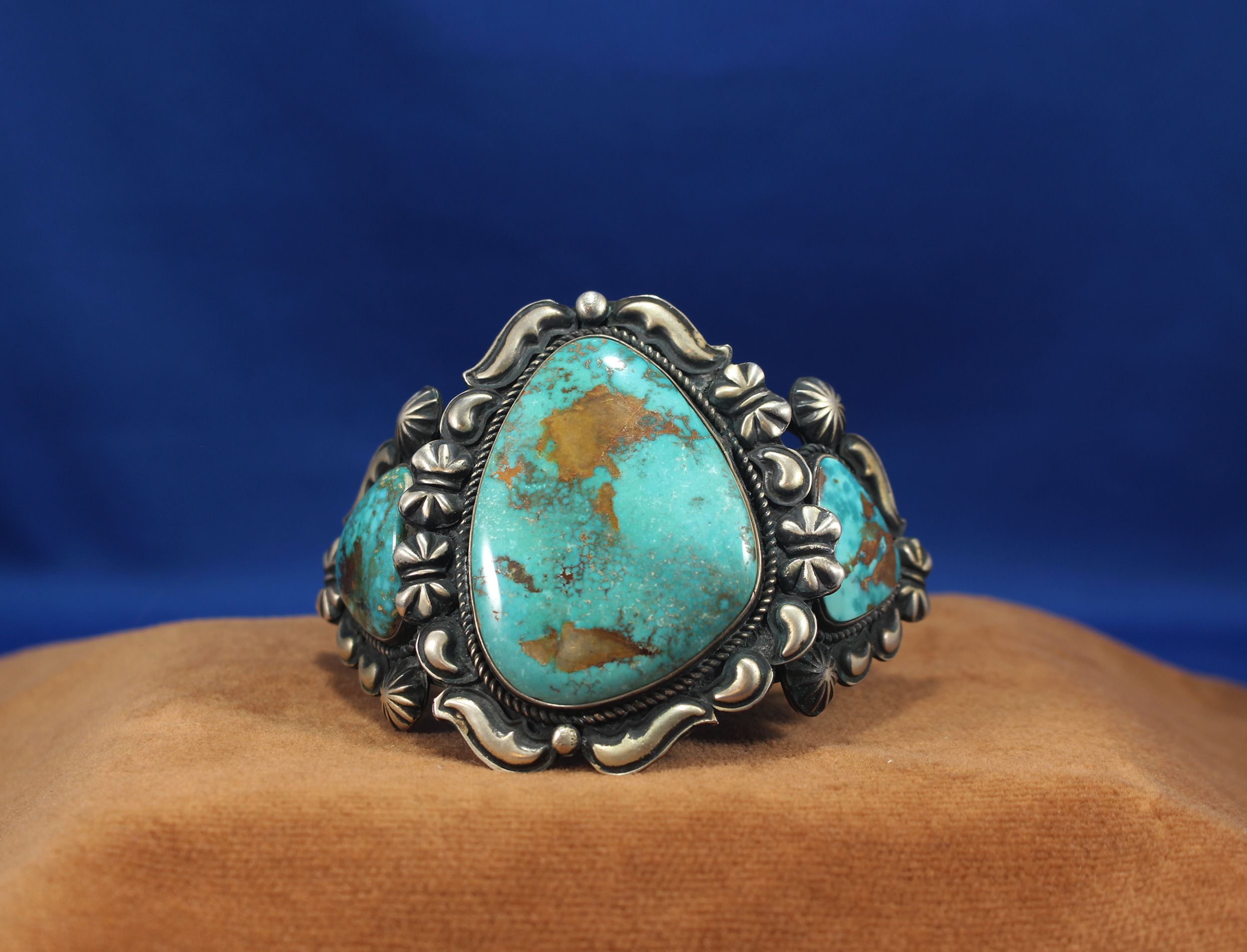 Vintage turquoise cuff